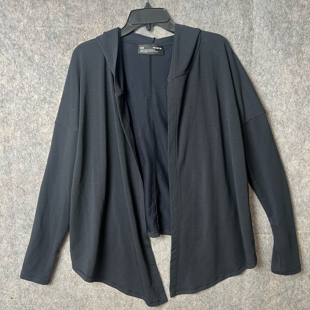 Under Armour Woman Loose Fit Size‎ Medium Black open front cardigan hoodie